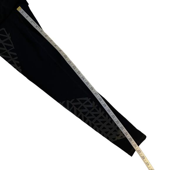 Sweaty Betty Incline Compression Black Leggings Size Small - Picture 10 of 12